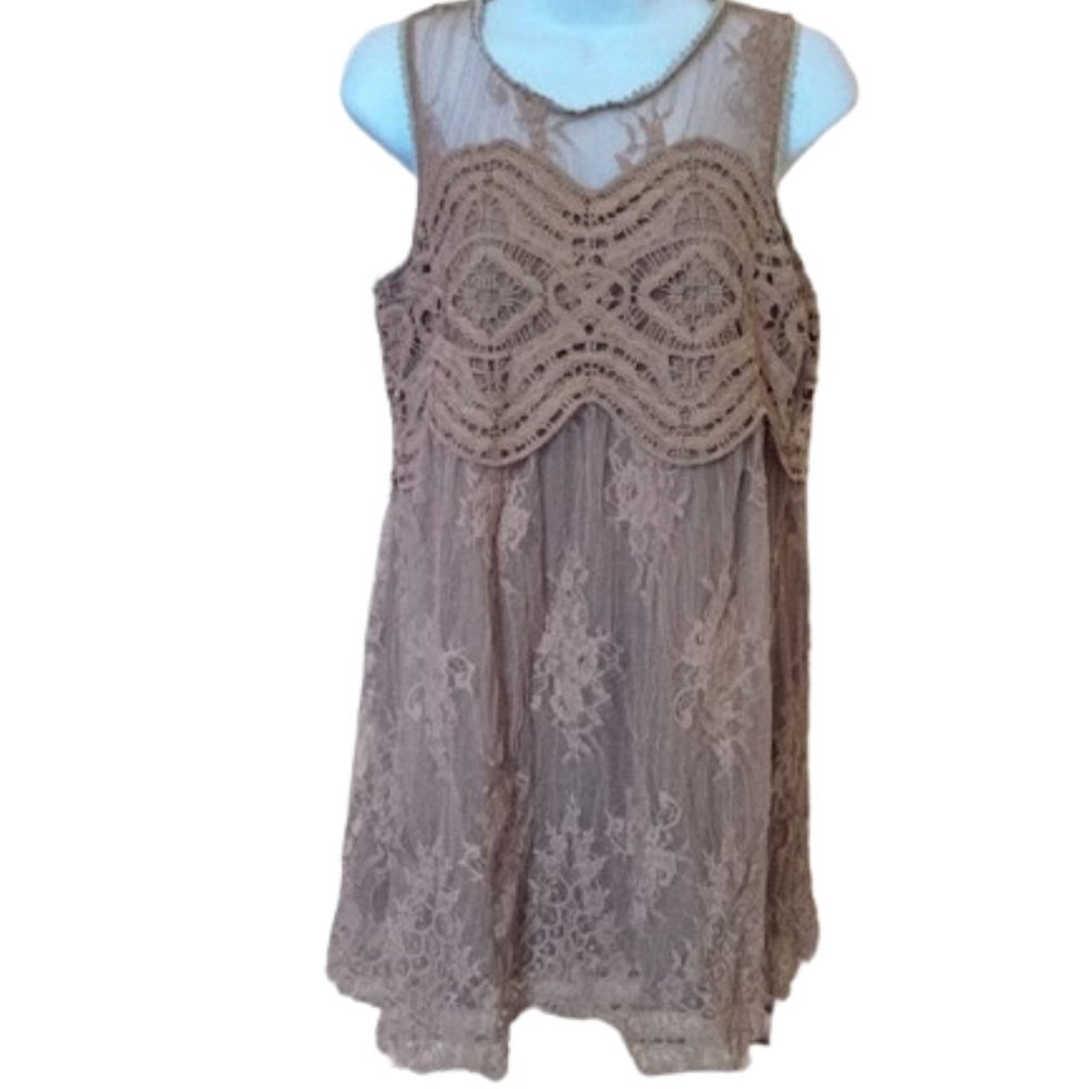 Beige Lace Mini Dress or Tunic Top Size Small